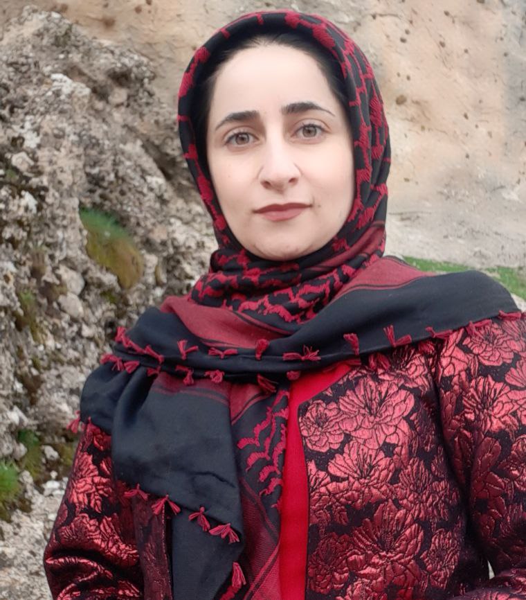 ژن لەئاوێنەی شێعری شێرکۆبێکەس