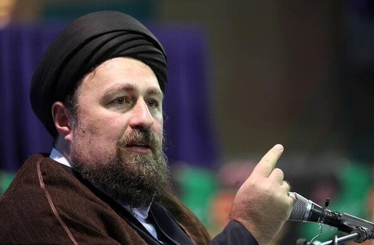 هر چە مردم می گویند باید اطاعت شود وغیر از این چی غلط است