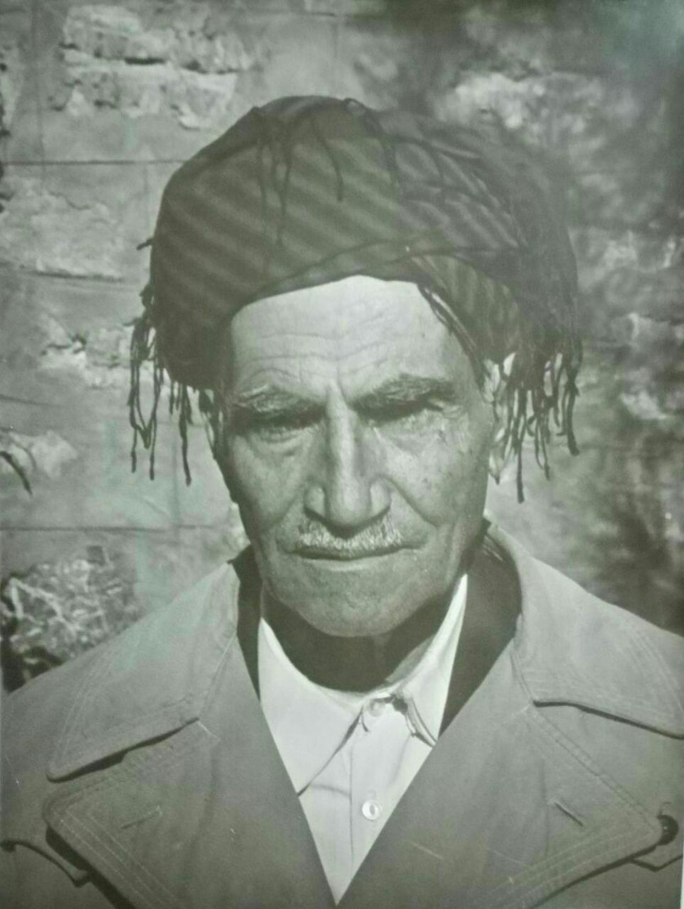 زندگی نامە میرزا احمد داواشی یکی از شعرای بزرگ کورد