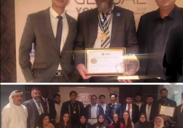یک جوان کورد نفر اول و برنده مدال طلای کنفرانس جوانان جهان صلح و رهبری ۲۰۲۳ شد