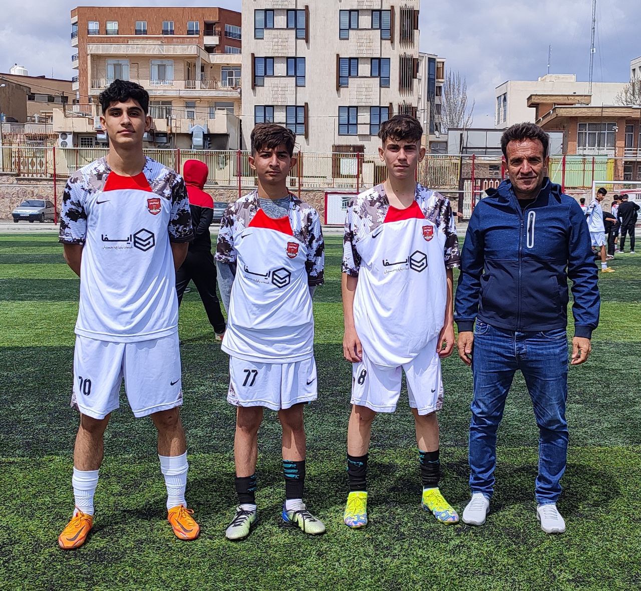 فوتبالیست های جوانرود باشگاه فرهنگیان در آکادمی باشگاه پرسپولیس تهران