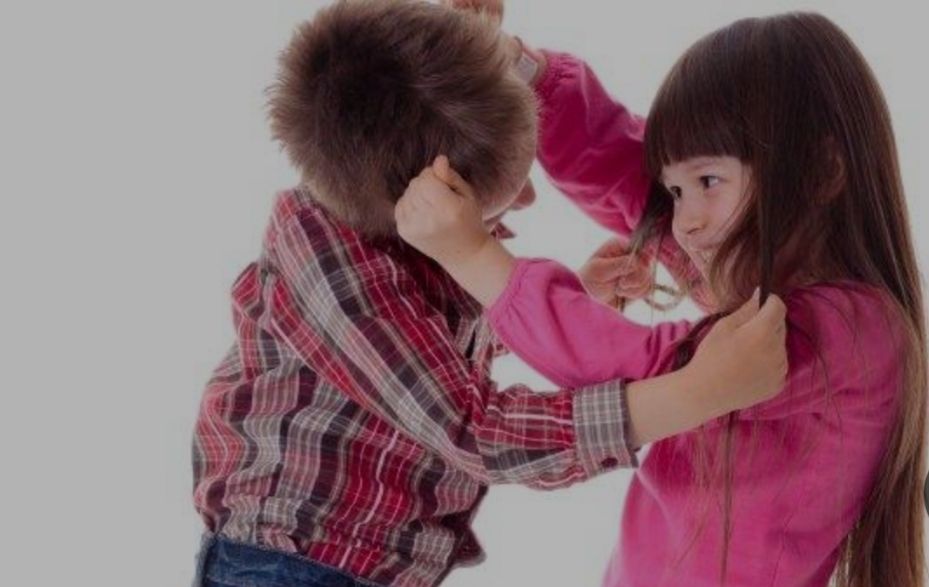 به کودکتون یاد بدین وقتی کسی شروع به کتک زدنش کرد از خودش دفاع کنه